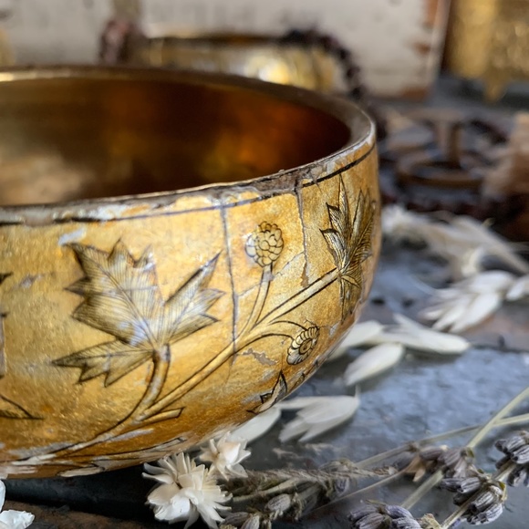 ANTIQUE HAND-PAINTED INDIAN KASHMIRI BRASS INLAY DECORATIVE BOWL - Picture 6 of 10